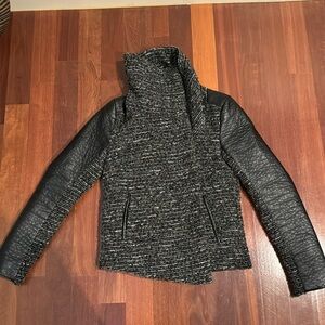 H&M jacket tweed and leather high collar like new